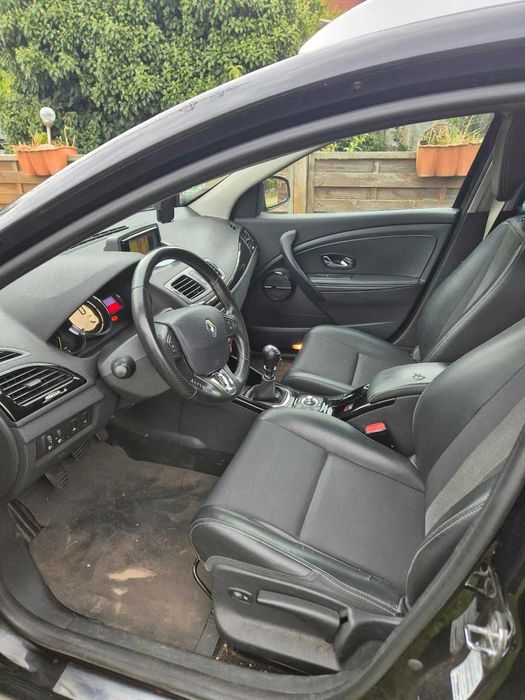 авто Renault Megane 1.5 дизель