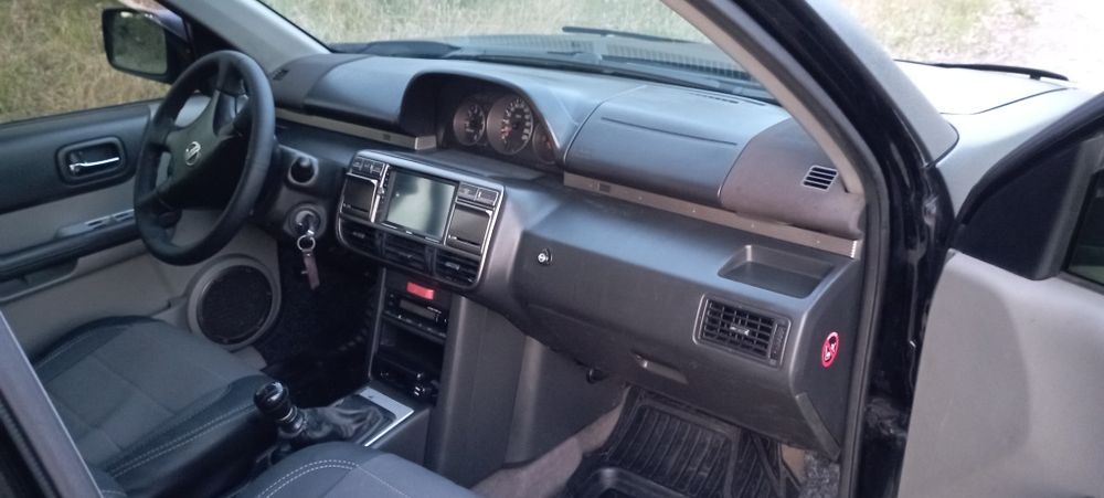 Nissan X trail t30 2.2 дизель