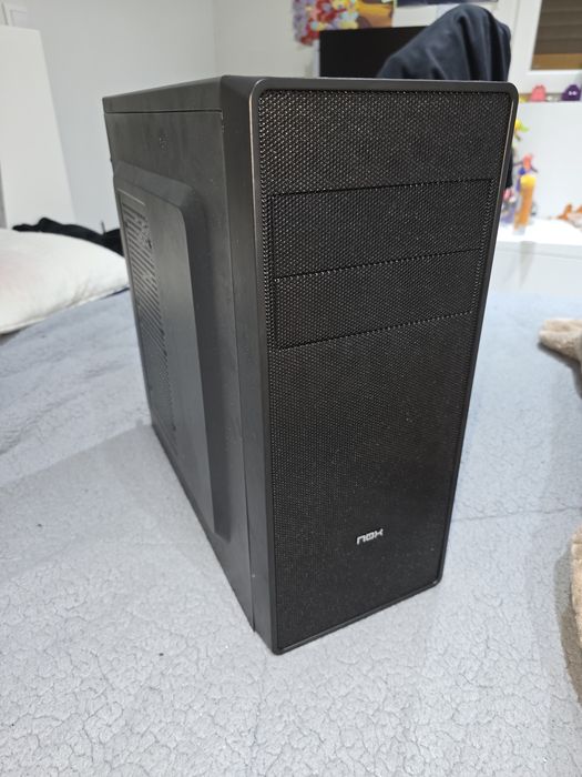 Desktop Torre de Gaming PC