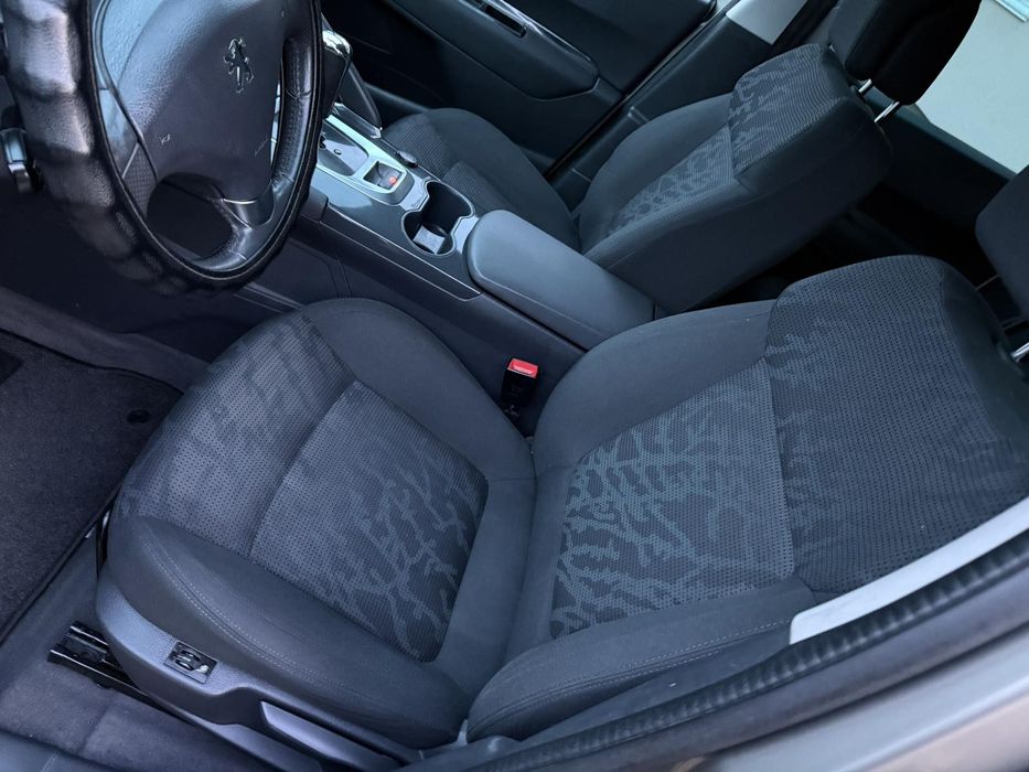 PEUGEOT 3008 пробіг 197 тис км