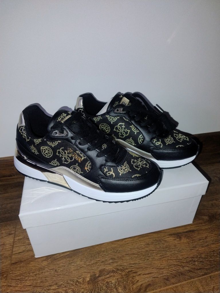 Guess  Sneakersy
