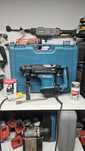 Młotowiertarka Makita HR3210C 850W 110V