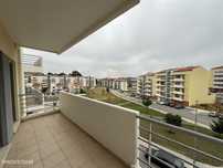 Apartamento T2 c/ garagem e arrumo