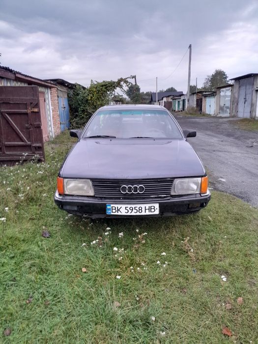 Audi 100 c3 1984