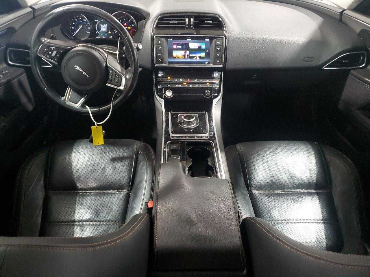 2018 Jaguar XE Prestige