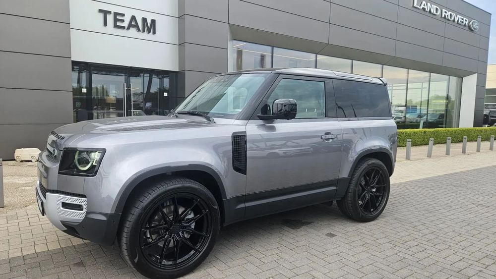 Land Rover Defender Defender MY23 2.0 I4 300 PS AWD Auto SE 90