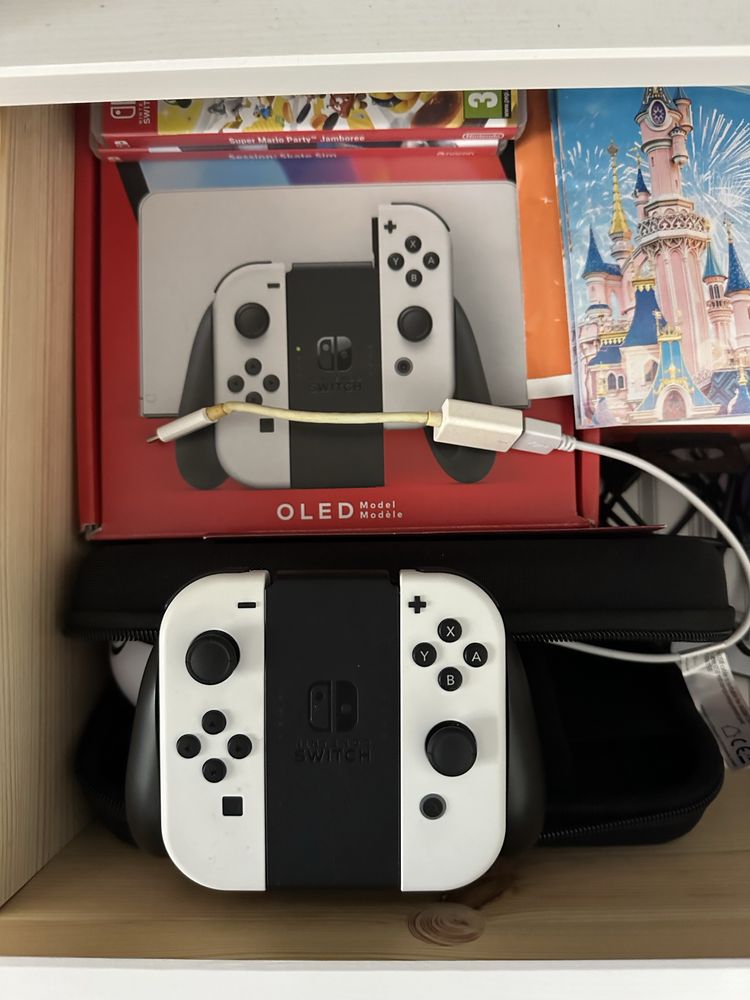 Nintendo Switch OLED (c/ GARANTIA) + 3 jogos + bolsa e pelicula vidro