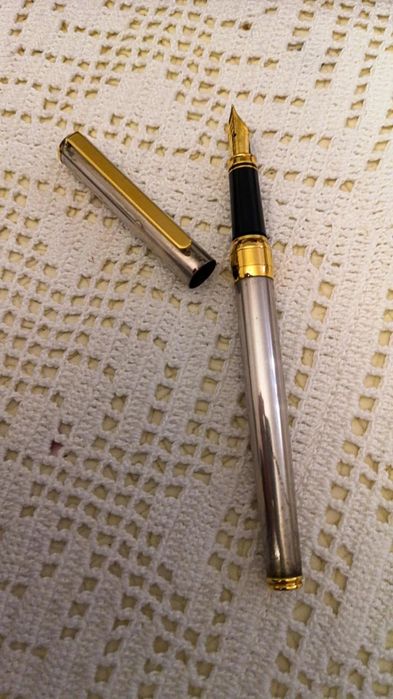 Caneta tinta permanente Delta