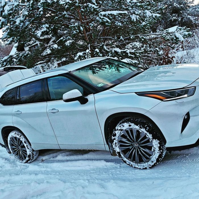 Toyota Highlander WyciszonyFaktVat23%Highlander