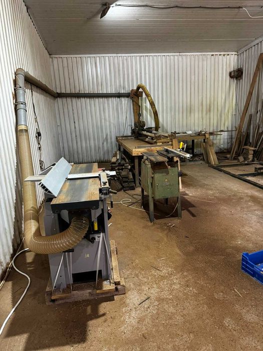 Приміщення пілорами з обладнанням 50 сот.землі.