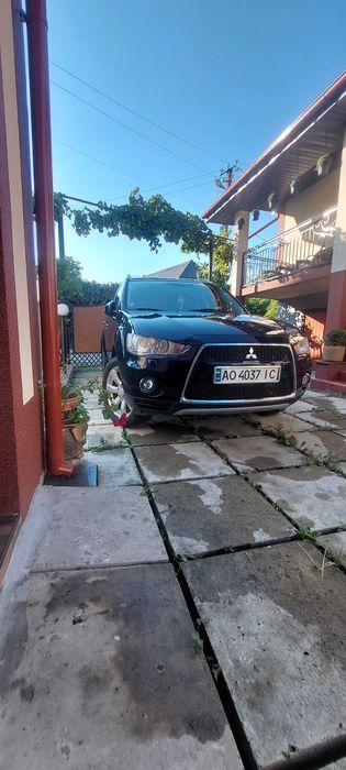 Продам Mitsubischi Oytlender