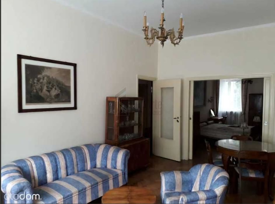 Reprezentacjyjne mieszkanie w przedwojennej kamienicy