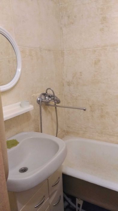 Посуточно, почасово 1к-я квартира 10 мин  пешком до метро Лесная-9-555.biz.ua