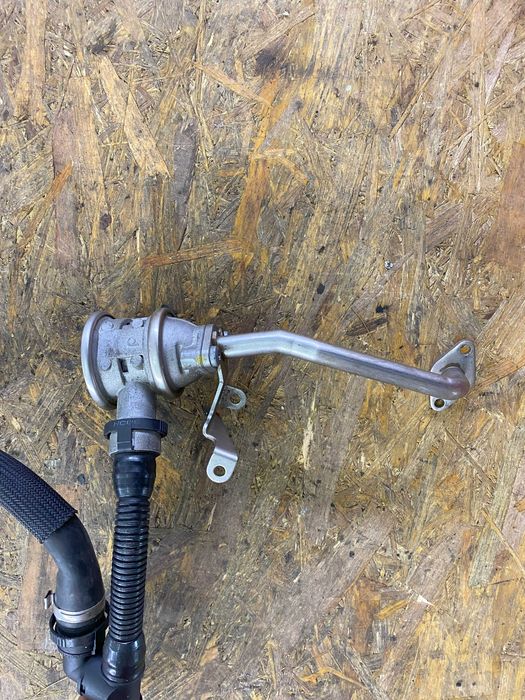 Zawór EGR Audi A6 C6 A8 4.2 BVJ