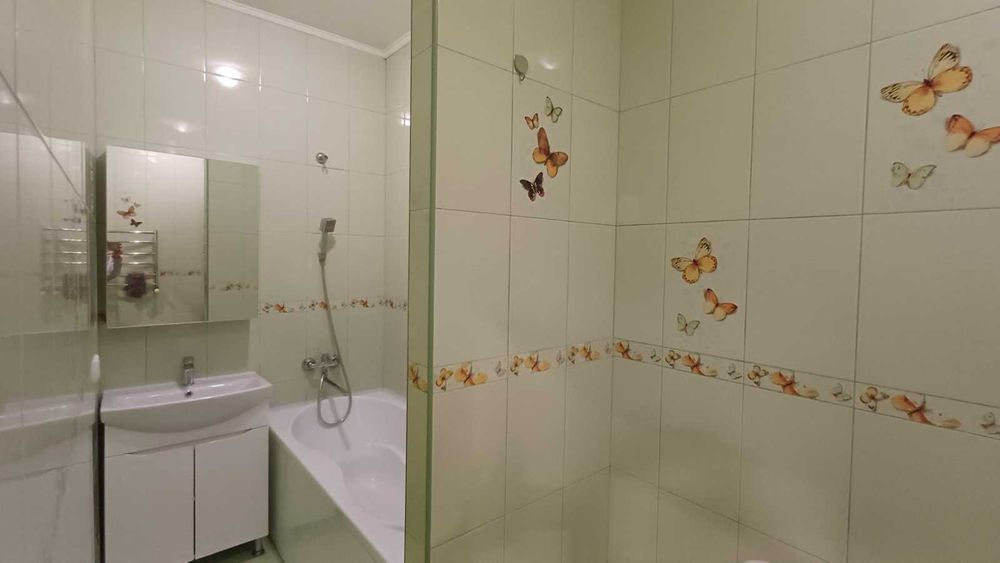 Двокімнатна квартира близько до центру міста та залізничного вокзалу.