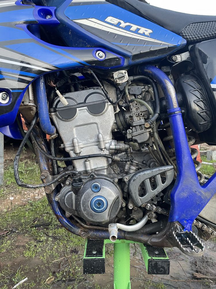 Vendo yz250f 2003
