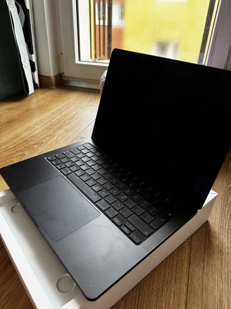 Laptop APPLE MacBook Pro 2024 14"
