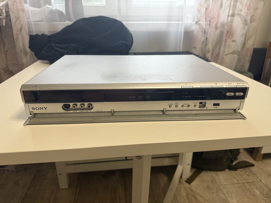 Otwarzacz/nagrywarka DVD Sony RDR-HX1020