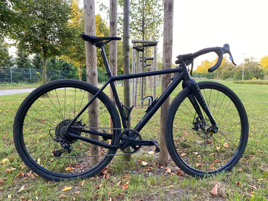 Rower gravel Rondo Ruut AL2 czarny rozmiar S