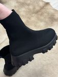 Nowe czarne  buty