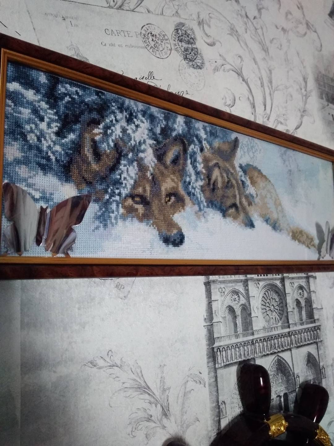 Вишита картина "Вовки на снігу"