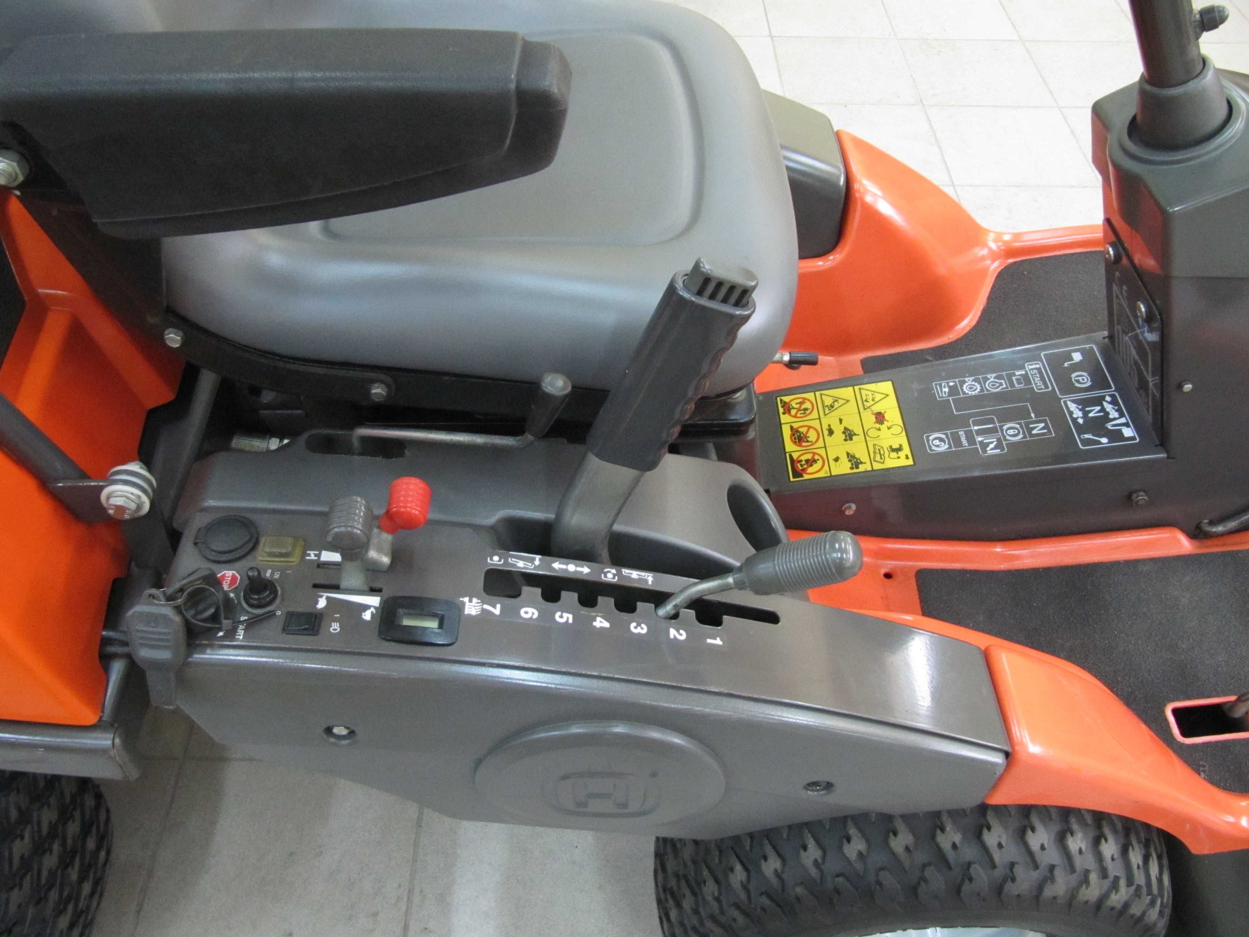 Traktorek Kosiarka Rider Husqvarna R 422Ts 4X4 2018r 440mtg