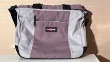 Saco Eastpak a tiracolo para portátil