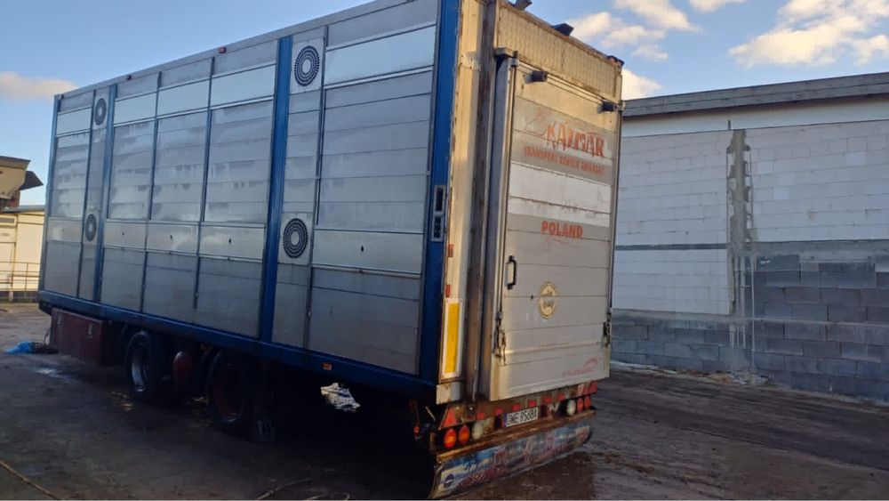 Przyczepa do przewozu zwierząt