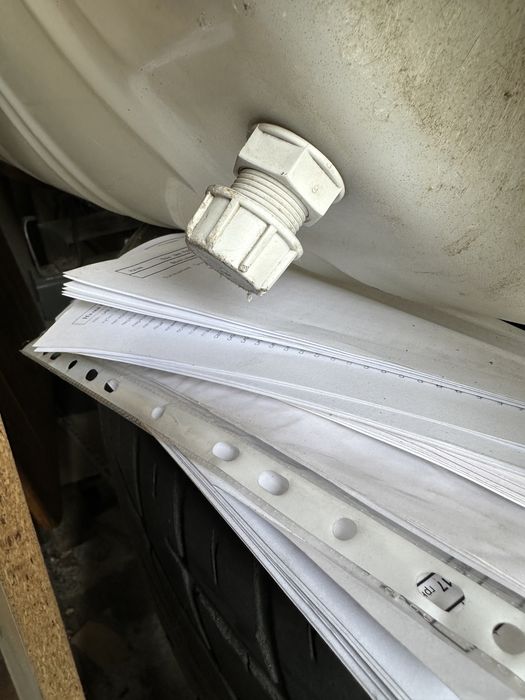 Емкість для питноі води