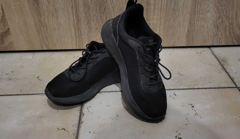 Buty sportowe rozm.33