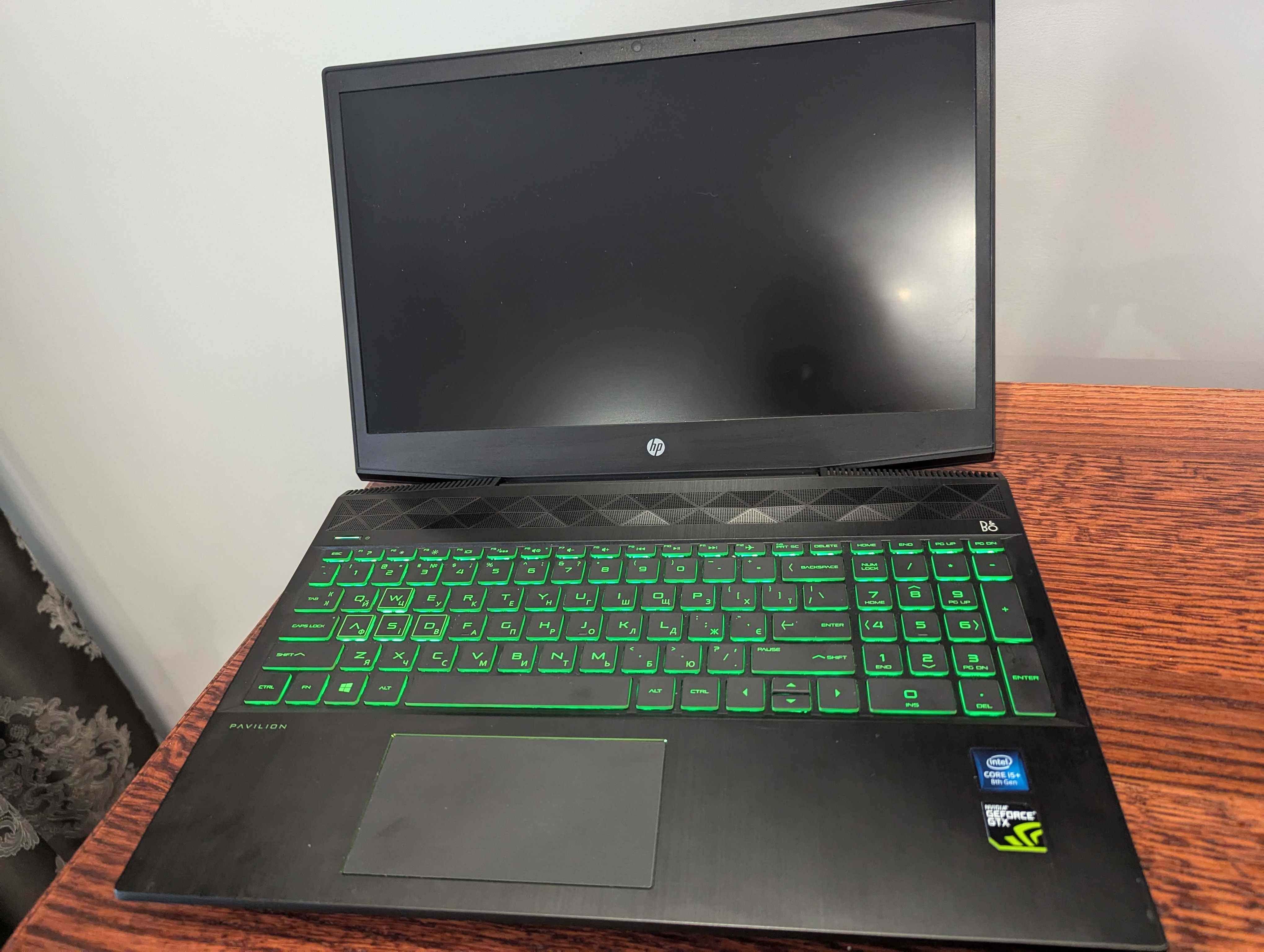 Ігровий ноутбук HP Pavilion Gaming 15-cx0058wm
