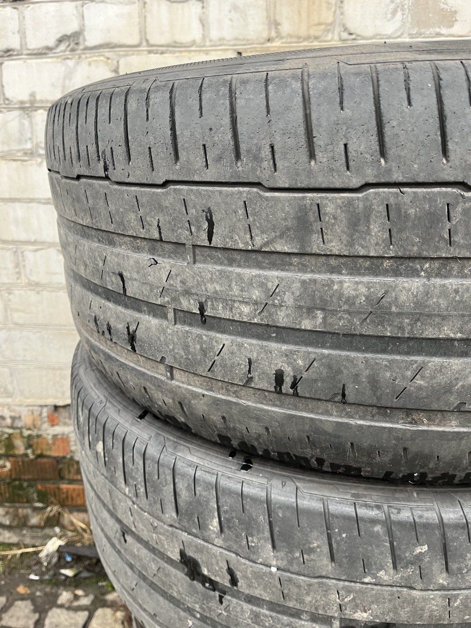 Літня гума Hankook 285/45 R21 20 року