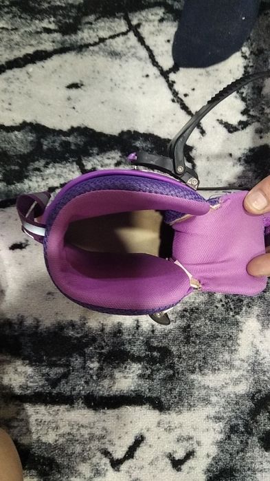 Ролики фіолетові б/у.