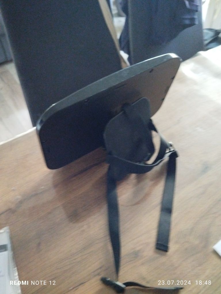 Lusterko do obserwacji dziecka w aucie