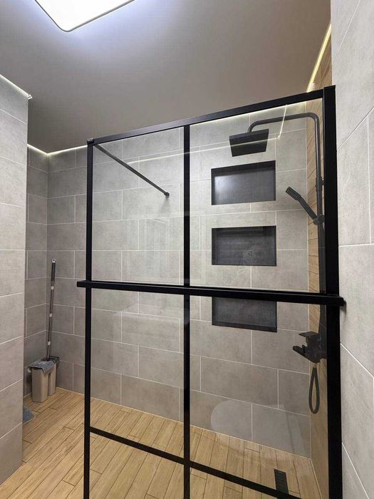 Велика 1 кімнатна квартира у новобудові