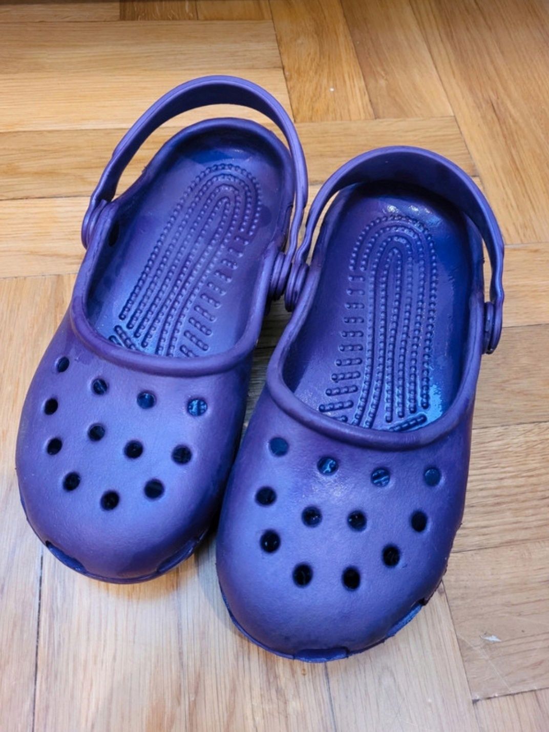 Klapki crocs rozmiar 24