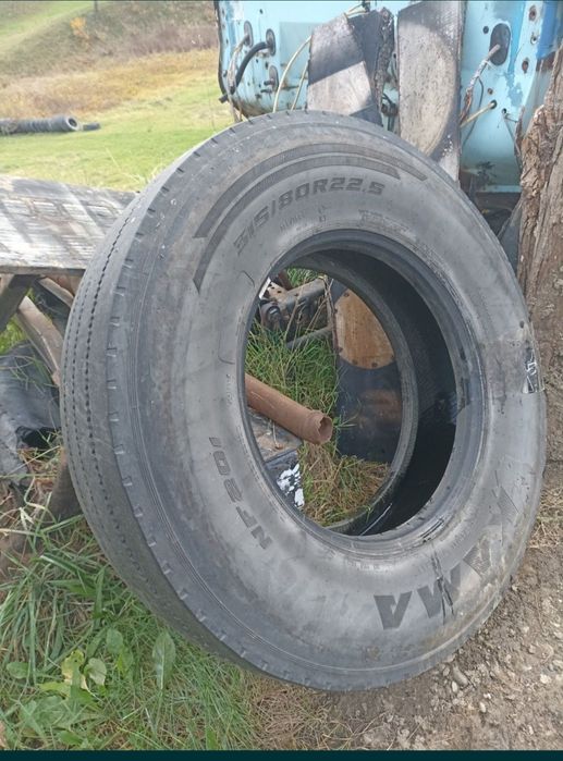 Шини до фури 315/70/22.5 рульовка