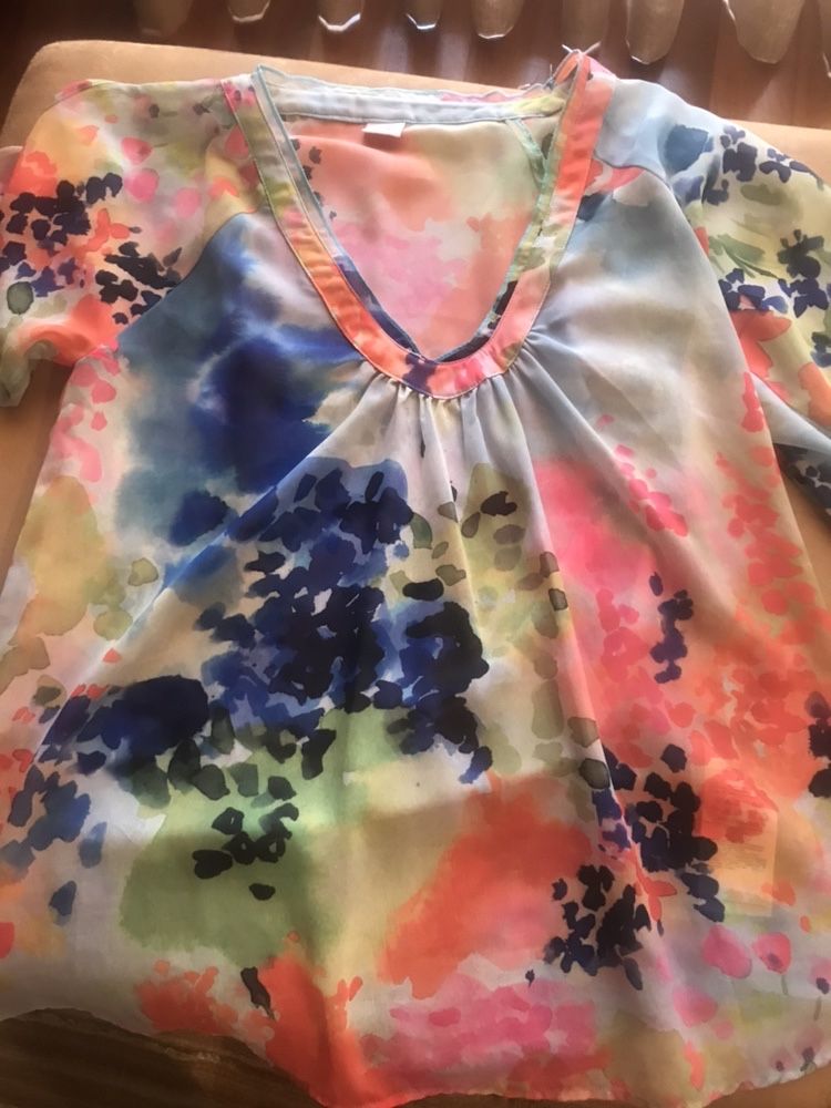 Top em tecido Guess- tamanho único