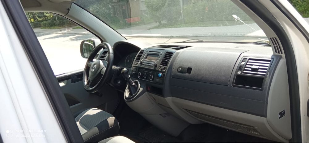 VW Transporter T5 2.0 TDI 140 KM • 2010 r. • Wersja poliftowa • VAT-1
