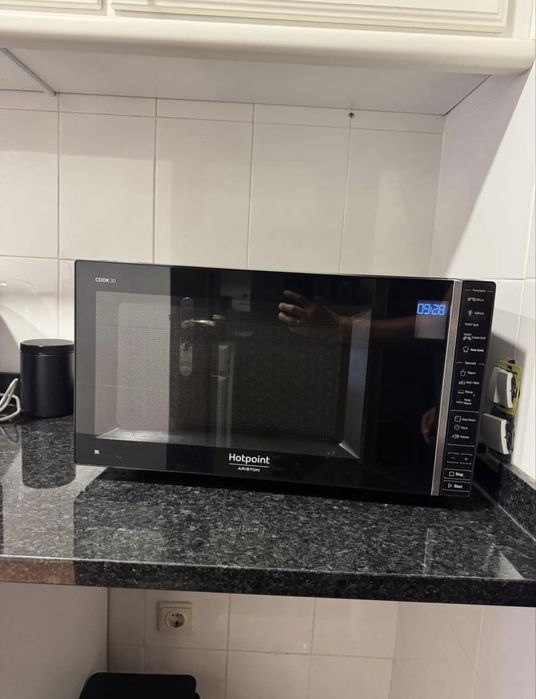 Microondas Hotpoint