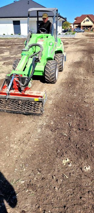 Usługi ogrodnicze usługi glebogryzarką nawodnienie trawnika