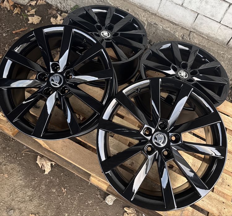 Skoda R18 диски оригінальні