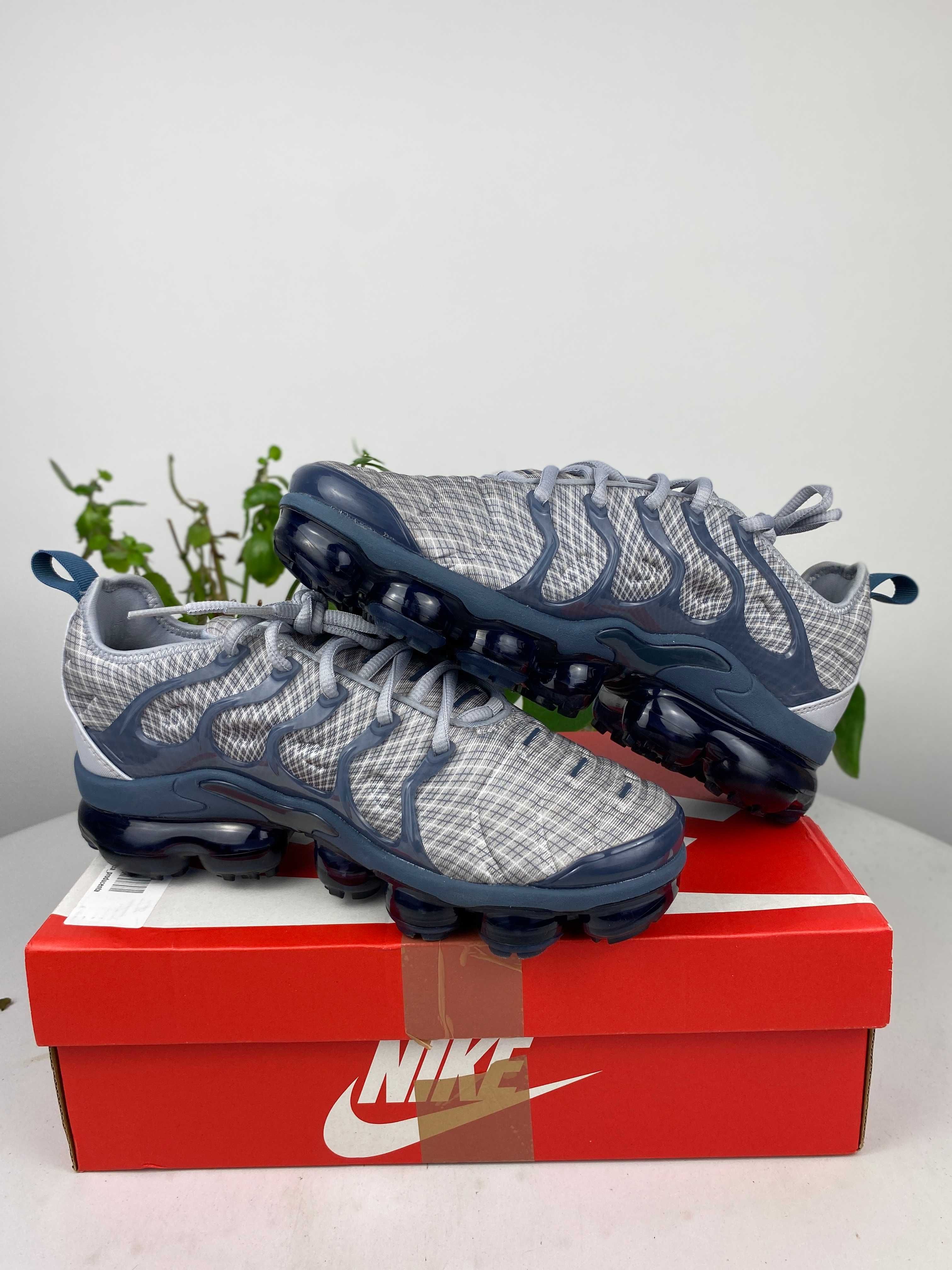 szare niebieskie granatowe buty nike air vapormax plus r. 40,5 n161