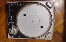 Numark TT200 direct drive vinyl records player fo DJ