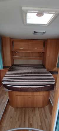 Autocaravana cama central