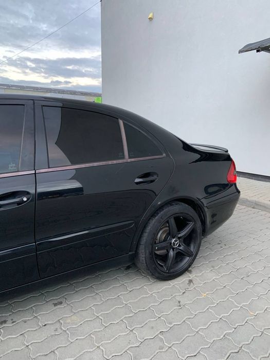 Продам Mercedes w211