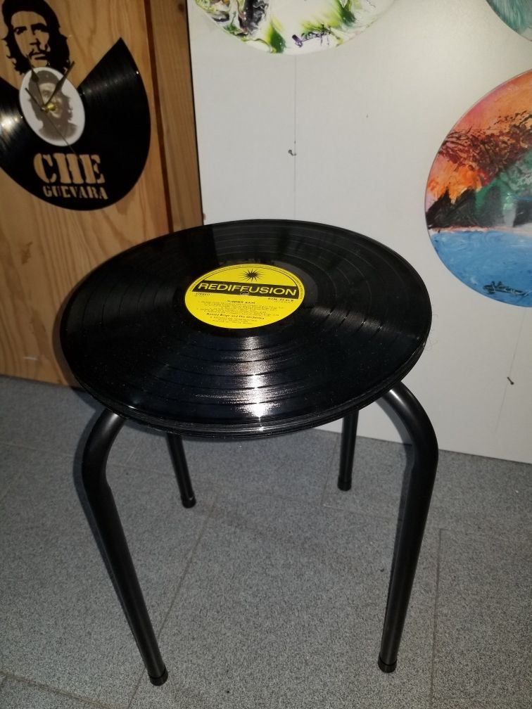 Banco em disco vinil