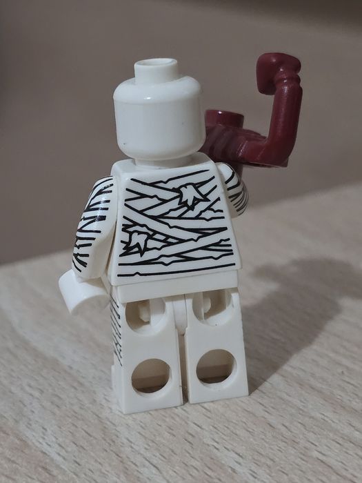 LEGO Mumia - figurka ludzik 8803