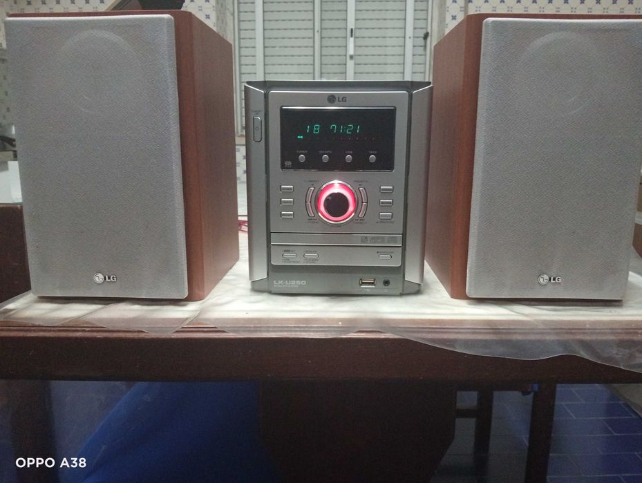 Micro system LG LX-U250