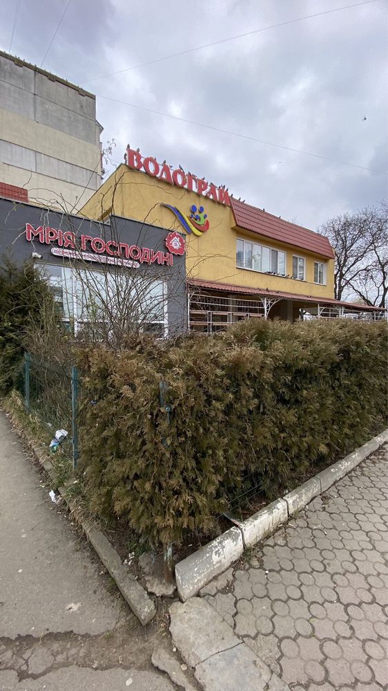 Продаж фасадного комерційного приміщення